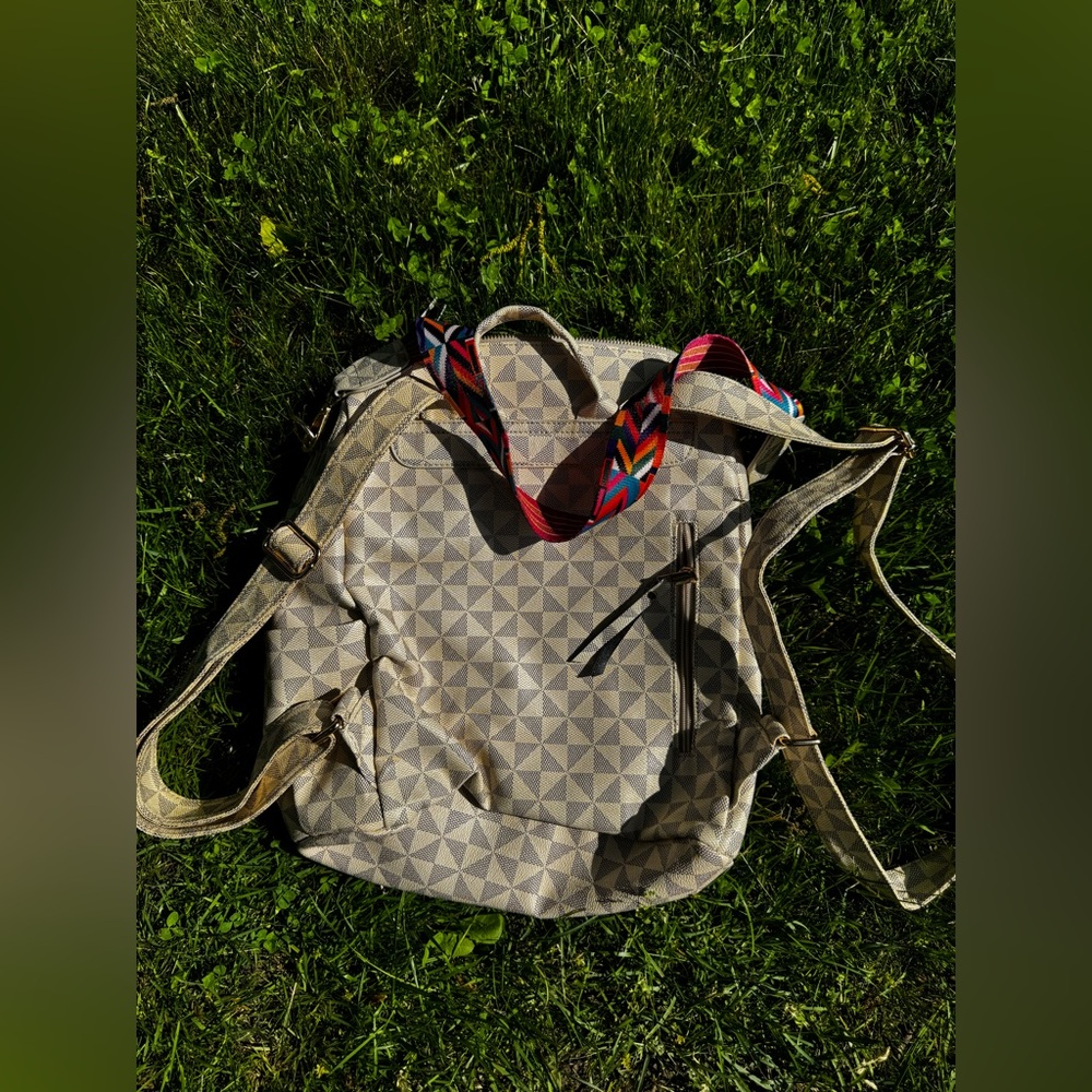 Stylish Geometric Patterned Convertible Backpack … - image 5